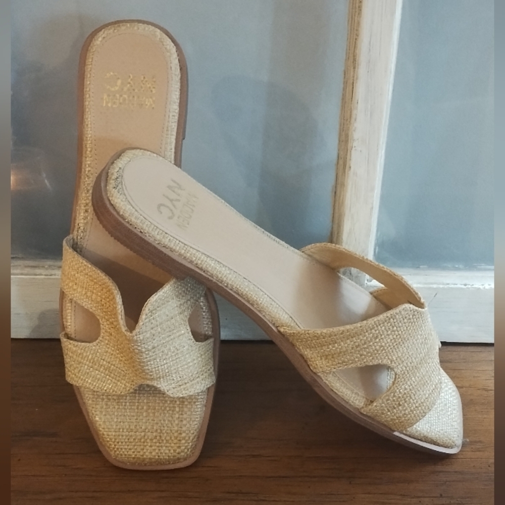 Madden NYC Women's Tan Woven Slide Sandals - Picture 2 of 4